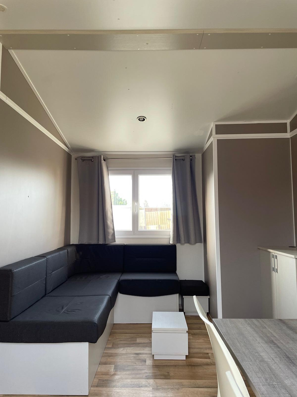 grey img 20250828 wa0003